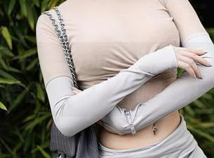 秀人网 – 丹妮Danny护士：美图分享，给你一个不一样的视角！