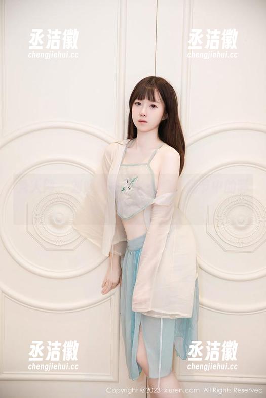 秀人网-刘婷婷 秀人网 - 刘婷婷裤里丝合集,细节中的骚动你发现了吗?