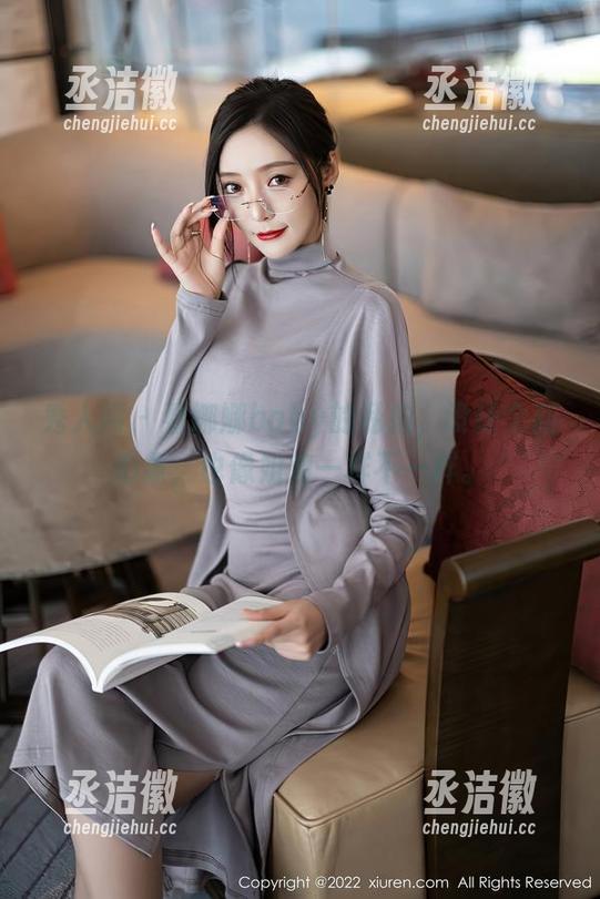 秀人网-娜娜baby 秀人网 - 看娜娜baby的私拍,设计个新形象,也像姐姐一样不一样。