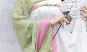 秀人网 – 啊，这照片中的媃柔rourou和白丝，把我带到一个安静又暧昧的小空间中。