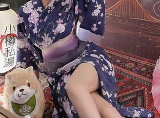 秀人网 – 从容而行：容容容Alice的户外高清作品集，野餐、晒太阳、顺便拍几张。