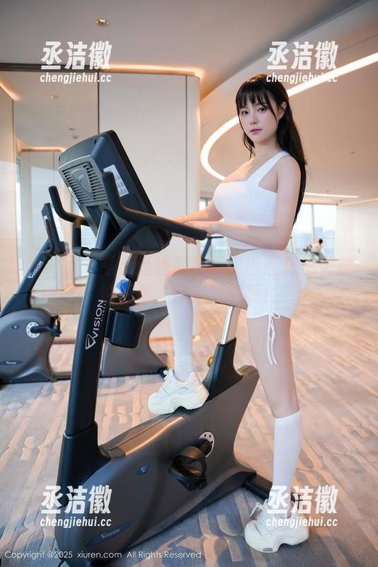 秀人网-是小逗逗 秀人网 - 是小逗逗的珍藏:巴厘岛这份旅拍资源,你绝对想要!