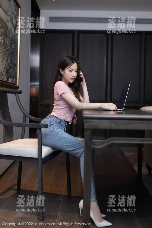 秀人网-林煊煊 秀人网 - 无圣光的林煊煊,原图里的少女气息你能捉住吗?