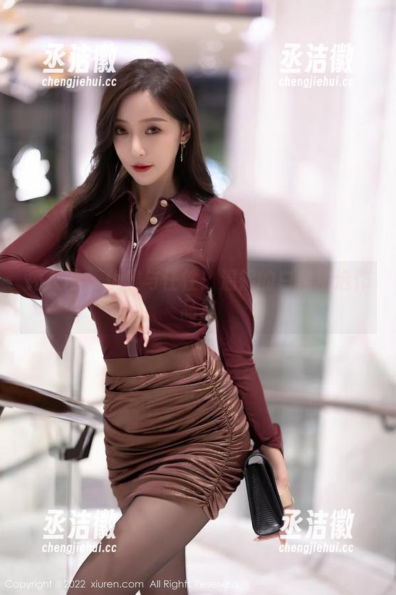 秀人网-温妮 秀人网 - 优雅与任性:温妮的白裙精选作品集