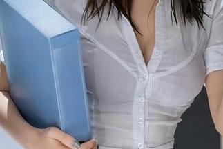 秀人网 – 这组美图，爱酱里的兔女郎，明明就很可爱，却又让人猜不透。