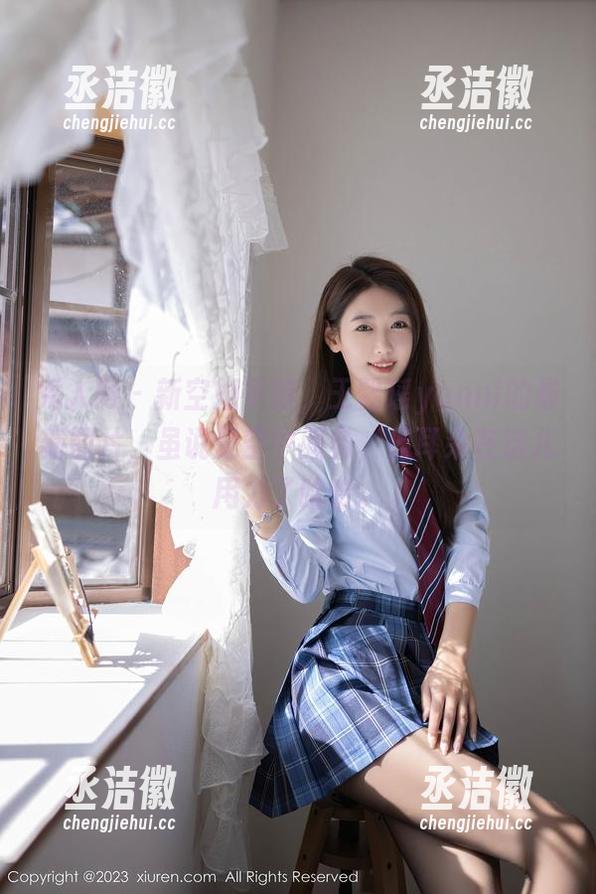 秀人网-王馨瑶yanni 秀人网 - 新空姐示范,王馨瑶yanni的最新图片,虽说是空中服务,但耳朵在这儿用力了哈哈。