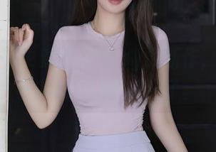 秀人网 – 更新雨儿baby的新作，这原图里的秘密让我抓狂了。