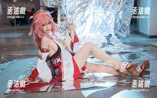 糖果果Candy 牛仔裤图集:糖果果Candy带你见识,原来牛仔裤也能有这种风趣!