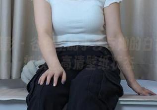 绮梦摄影 – 谷仓里的小艺与她的白裙—即刻换上高清壁纸状态