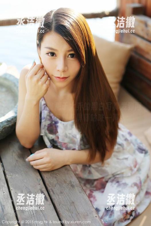 美媛馆-于大乔 美媛馆 - 是谁把于大乔的黑白写真发到网盘的?真想对着屏幕咕哝一声!