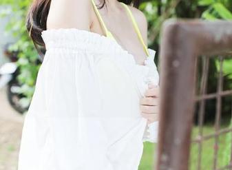 美媛馆 – 潘娇娇的透明私房：透视她的无碍与独立