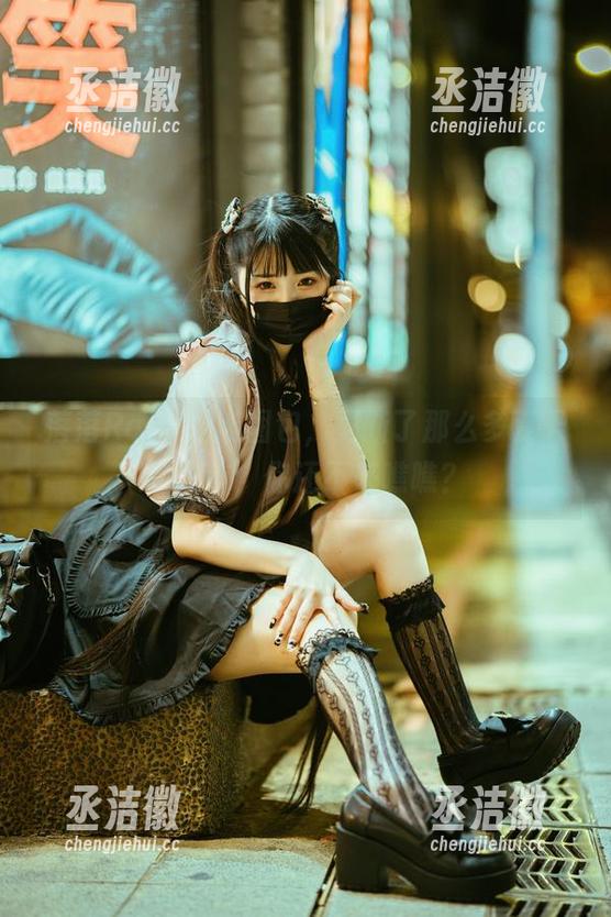 落落Raku 落落Raku的新图包,更新了那么多夏天的细节,你还不来瞧瞧?