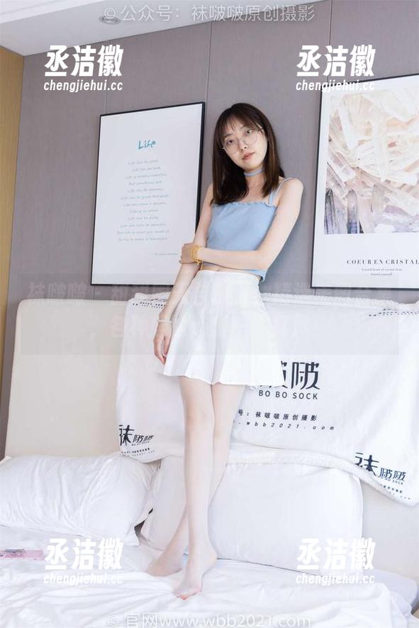 袜啵啵-甜甜圈 袜啵啵 - 甜甜圈天台巡演:精选美图合集,各种尴尬造型一网打尽!