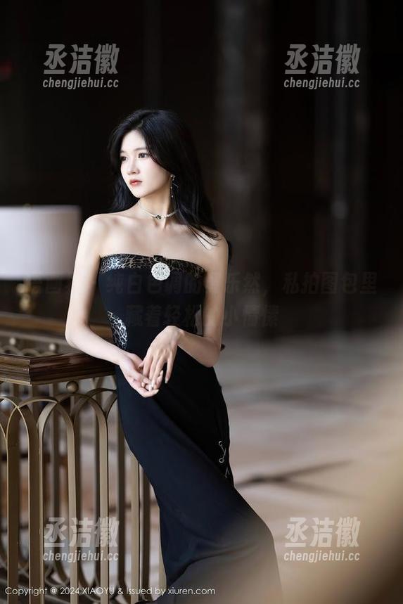 语画界-黄乐然 语画界 - 纯白色调的黄乐然,私拍图包里藏着轻松的小情愫