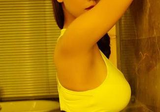 轰趴猫 – 不该看的资源：Ellie艾栗栗的制服写真集，颜值稳稳地在爆表！