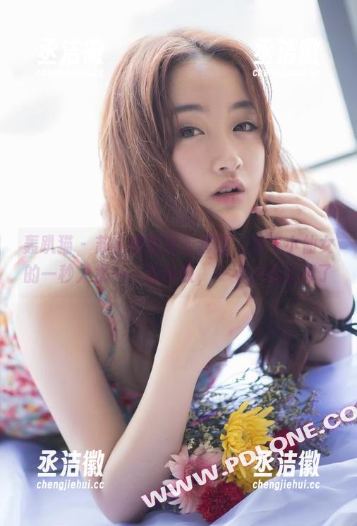 轰趴猫-苏小暖 轰趴猫 - 苏小暖的泳衣套图,水中小仙女的一秒入水——哇呜吸,一不小心又掉了