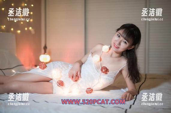 轰趴猫-陈雅漫 轰趴猫 - 看陈雅漫的黑白套图更新,喂,这阴影真是会让人转头!