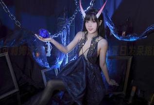 佩可莉姆泳装套图，里见年一的夏日发呆指南