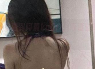 当毛毛修女遇到阿薰kaOri，高清壁纸给你撒狗粮的节奏！