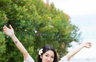 魅妍社 – 天使合集里的易阳Silvia，壁纸都是带浮夸的，挂在墙上就能发光！