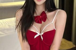 微密圈 – 潜水不如泡在鱼神鱼的高清写真里，白色蕾丝半腿丝袜撑起整片海！