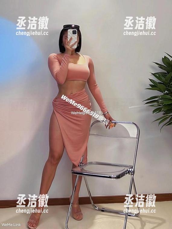 鹿瑶 微密圈 - 在线鹿瑶,谁在乎鞋子?一组裸足图集